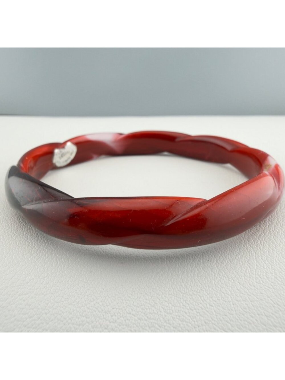 Vintage Lucite Bangle Bracelet Red Black Twist Chunky Statement Retro Y2K